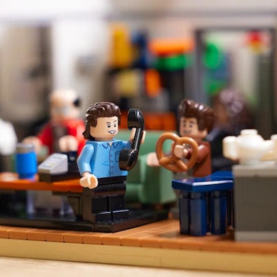 LEGO Ideas Seinfeld Set 21328 Shop LEGO Ideas Seinfeld Set 21328