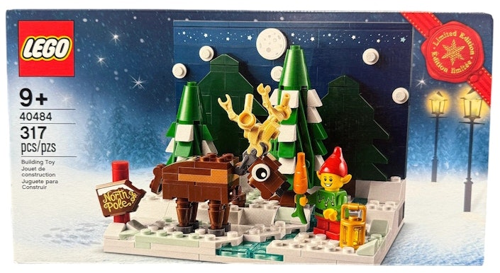 lego-santa-s-front-yard-set-40484