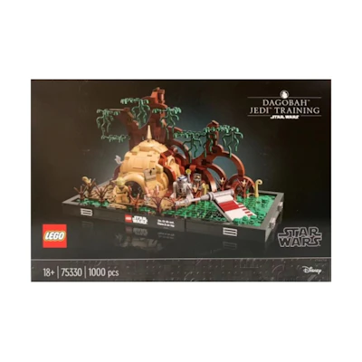 LEGO Star Wars Dagobah Jedi Training Diorama Set 75330
