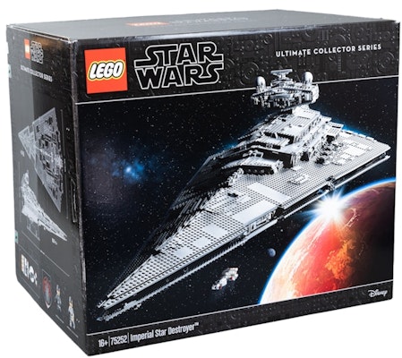LEGO Star Wars Imperial Star Destroyer Ultimate Collector Series Set 75252 Buy LEGO Star Wars Imperial Star Destroyer Ultimate Collector Series Set 75252
