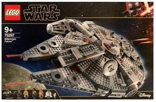 LEGO Star Wars Millennium Falcon Set 75257 LEGO Star Wars Millennium Falcon Set 75257