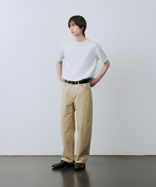 Shop Leire Curved Cotton Chino Pants [Beige] L25SPPA00104