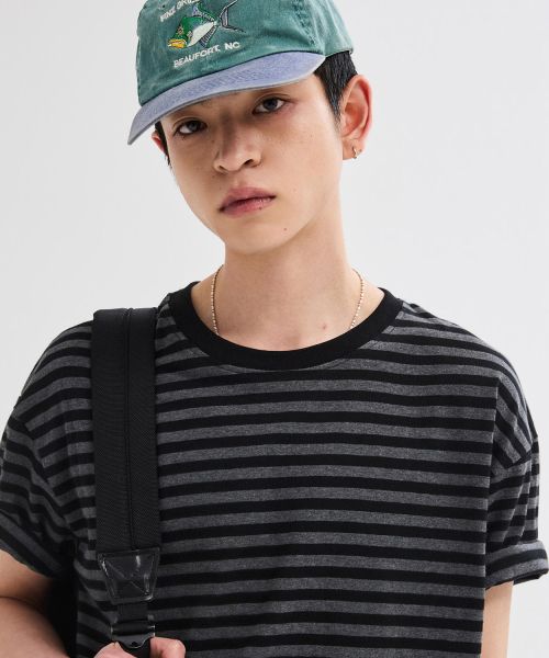 Lookbook LEIRE Essential Stripe Crop T-Shirt [Charcoal ST] L25SMTS00311