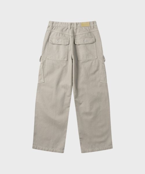 Purchase LEIRE Garment Dye Curved Cargo Pants [Light Beige] L26SPPA01604