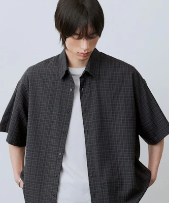 LEIRE皱纹泡泡纱格纹短袖衬衫【炭灰色】 L25SMSH00201 Purchase LEIRE皱纹泡泡纱格纹短袖衬衫【炭灰色】 L25SMSH00201