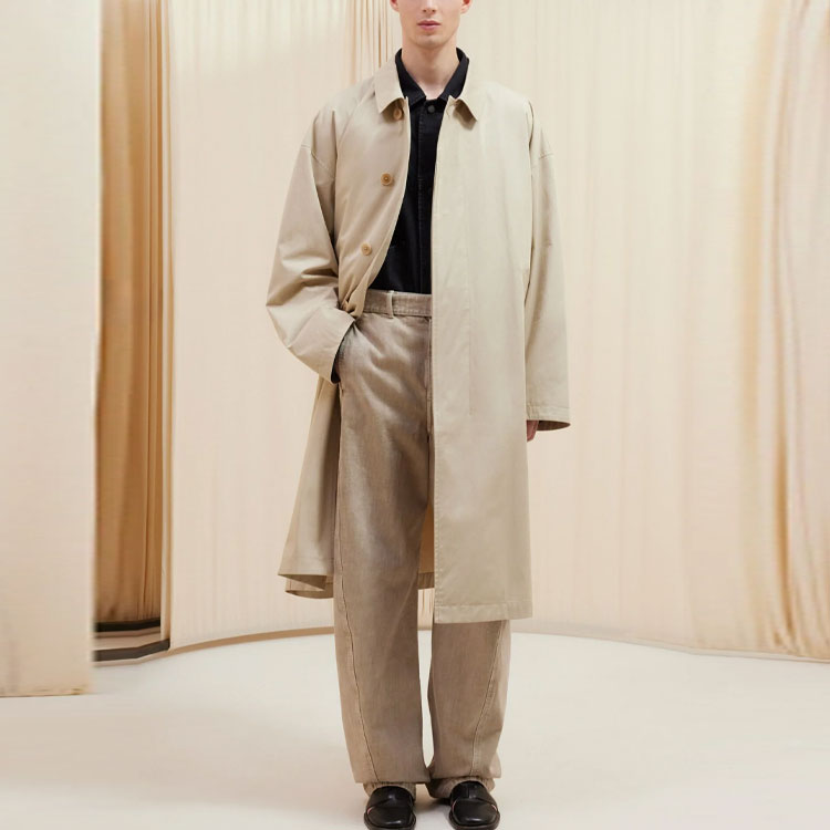 Shop Lemaire 中性卡其色長袖中長版風衣外套. CO1041LF1219-BG234