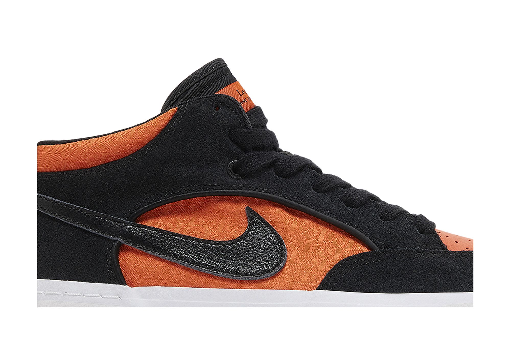 Order Leo Baker x Nike SB React Leo ''Nero Arancio Elettrico'' DX4361-002