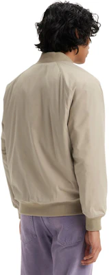 Levi''s 深卡其色纯色立领飞行夹克 A4418-0005 Shop Levi''s 深卡其色纯色立领飞行夹克 A4418-0005