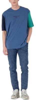 Levi's SS23 Solid Color Tapered Jeans with Dual Side Pockets Blue 59607-0056 Shop Levi's SS23 Solid Color Tapered Jeans with Dual Side Pockets Blue 59607-0056