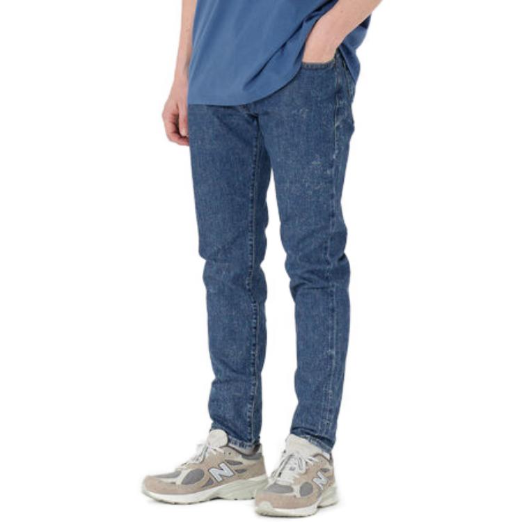 Purchase Levi''s SS23 Jeans Biru Model Tapered Warna Solid dengan Kantong Samping Ganda 59607-0056