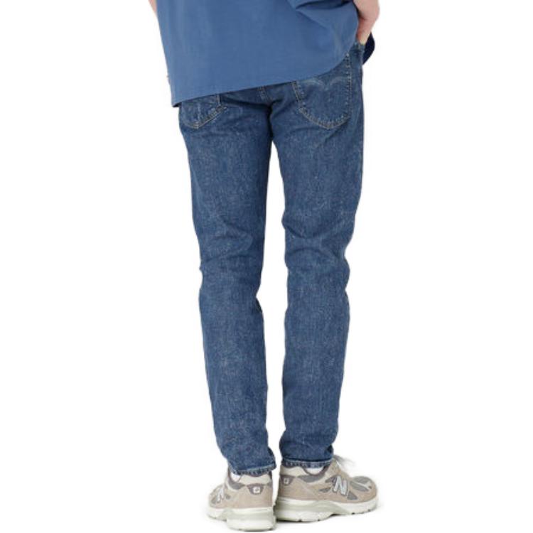 Sizing Levi''s SS23 Jeans Biru Model Tapered Warna Solid dengan Kantong Samping Ganda 59607-0056