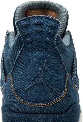 Levi's x Air Jordan 4 Retro 'Denim' AO2571-401 Sizing Levi's x Air Jordan 4 Retro 'Denim' AO2571-401