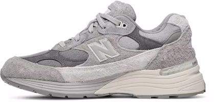 Lookbook Levi's x New Balance 992 'Grey' M992LV
