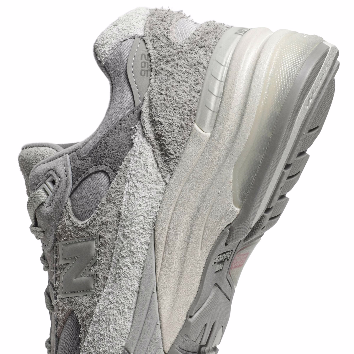 Levi's x New Balance 992 'Grey'