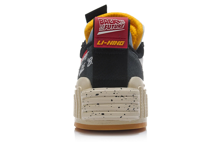 Shop Li-Ning 001 Unblock x Back To The Future 'Putih Kelabu Hitam' AGCR369-1