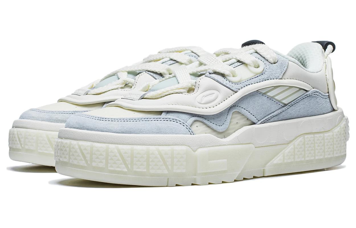 Lookbook Li-Ning 001 Unblock x Disney 'Putih Biru Baby' AGCT091-1