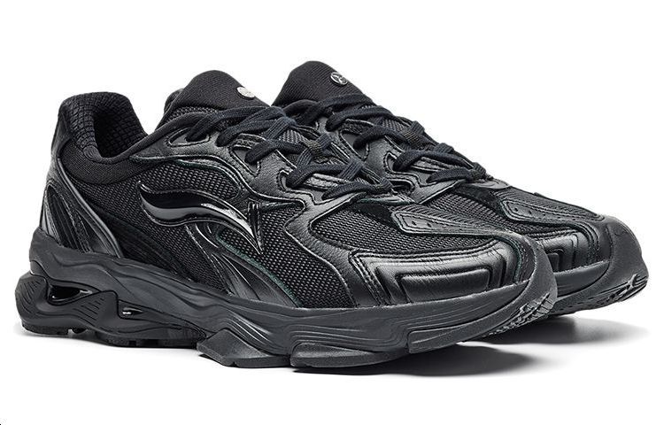 Shop Li-Ning 1990 'Zapatillas Negras Running Low-Top' ALFR119-4