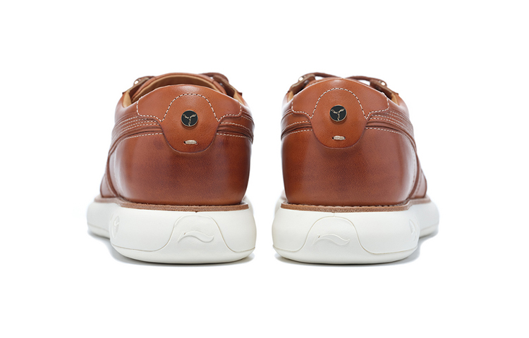 Shop 李寧 1990 通勤系列 厚底系帶 防滑耐磨 低幫 運動休閒鞋 男款 棕色