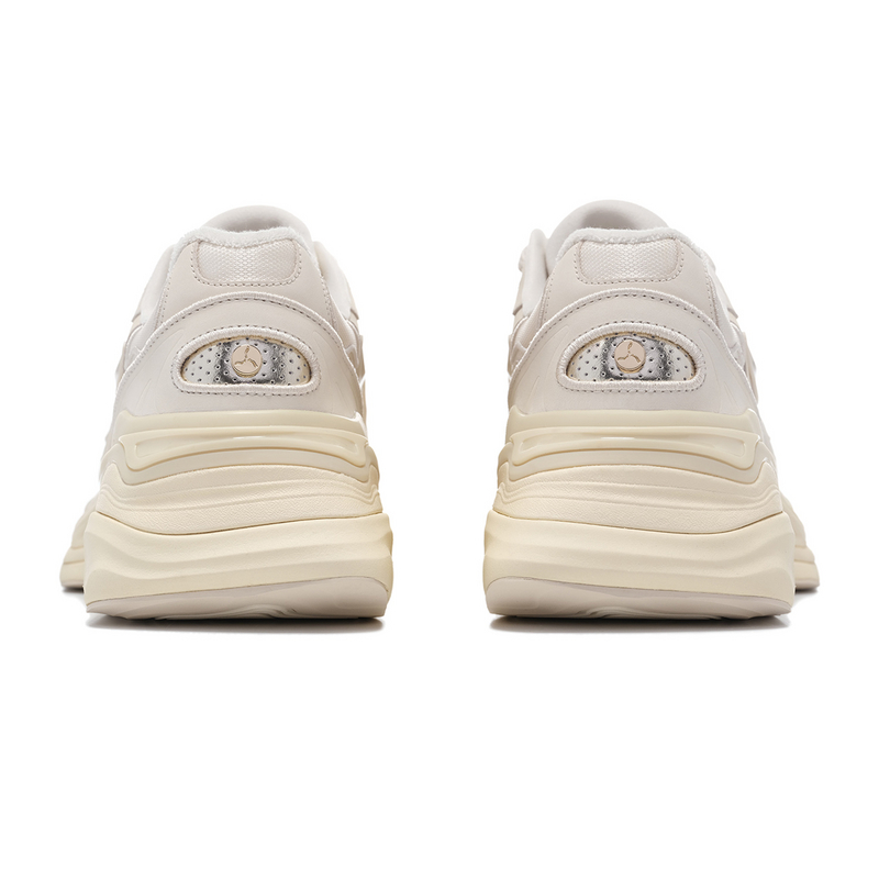 Shop Li-Ning 1990 'Lava 2 Low Beige' Zapatillas Beige Retro 1990 ALJT045-1