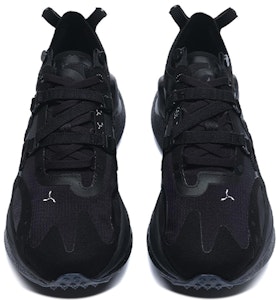 李宁 1990 低帮 運動休閒鞋 男款 黑 Lookbook 李宁 1990 低帮 運動休閒鞋 男款 黑