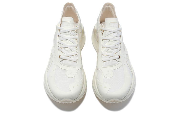 Lookbook 리닝 1990 RMX '옅은 고황색' (Lining 1990 RMX 'Yeoteun Gohwangsaek') ALFT033-1