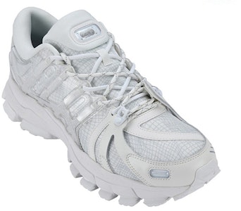 Li-Ning ACE 1.5 'Putih' Sneakers AZGS023-2 Shop Li-Ning ACE 1.5 'Putih' Sneakers AZGS023-2