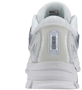 Li-Ning ACE 1.5 'Putih' Sneakers AZGS023-2 Purchase Li-Ning ACE 1.5 'Putih' Sneakers AZGS023-2