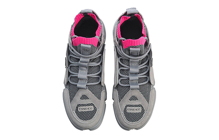 Lookbook 李宁 ACE 灰色跑鞋 AGBN069-6