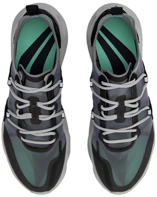Sepatu Lari Low-Top Li-Ning Arc 'Hitam Abu-Abu' ARHQ043-1 Lookbook Sepatu Lari Low-Top Li-Ning Arc 'Hitam Abu-Abu' ARHQ043-1