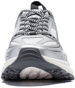 Li-Ning Aurora 2K V2 'Kelabu Perak Putih' AGCU025-1 Purchase Li-Ning Aurora 2K V2 'Kelabu Perak Putih' AGCU025-1