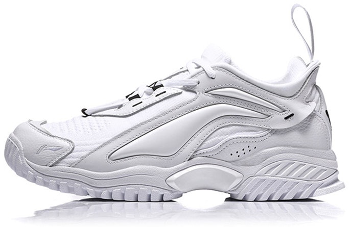 aurora-sky-walker-x-li-ning-paris-fashion-week-agln-235-1