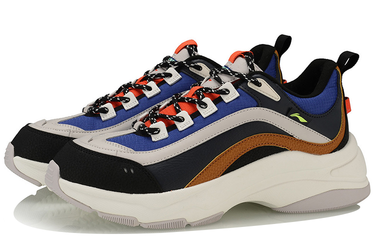 Lookbook Li-Ning Aurora WindWalker 'Hitam Biru' AGCP245-3