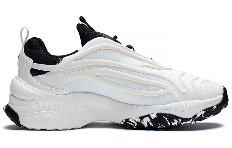 Order Li-Ning Aurora WindWalker V2 'Putih Hitam' AGCS159-1