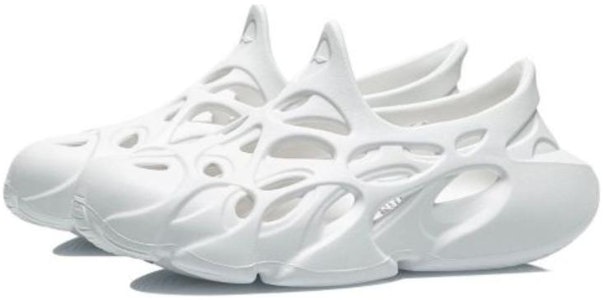 李宁 BadFive 快速恢复拖鞋 '白色' ABTR003-1 Lookbook 李宁 BadFive 快速恢复拖鞋 '白色' ABTR003-1