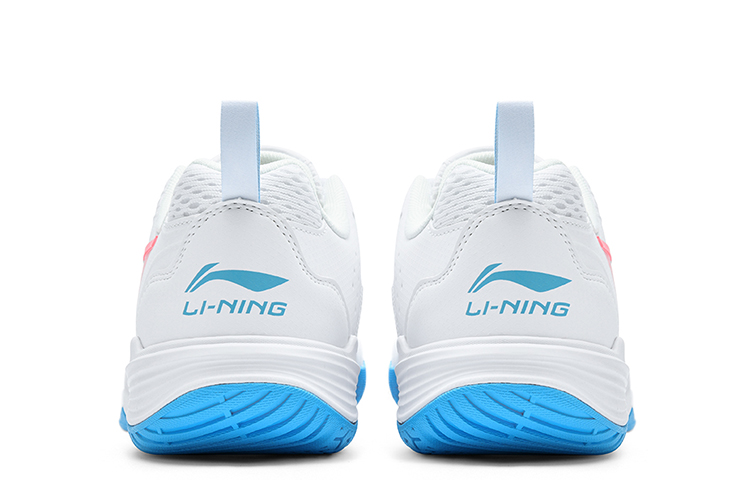 Shop 李宁羽毛球鞋‘白蓝’ AYTU001-2