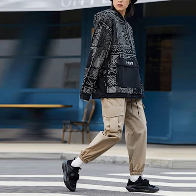 Li-Ning Basketball Series Unisex Printed Loose Fit Hoodie Black AWDRA73-3 Purchase Li-Ning Basketball Series Unisex Printed Loose Fit Hoodie Black AWDRA73-3