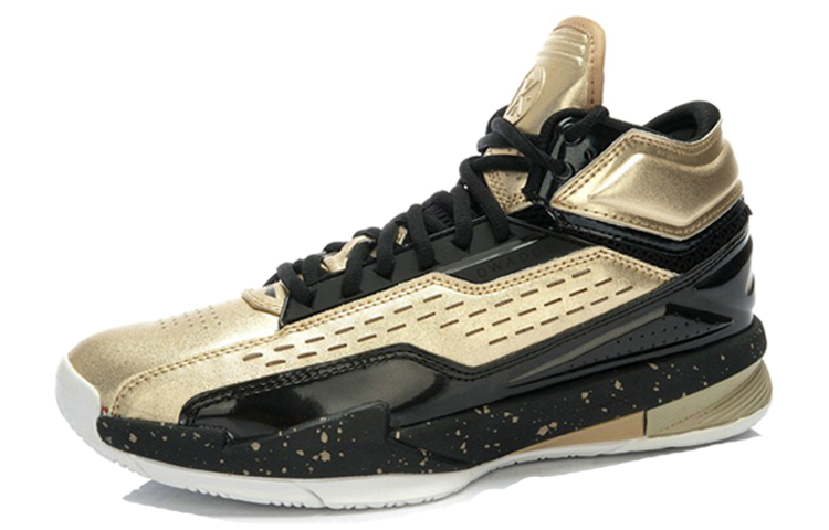 Lookbook LiNing李寧 舒適透氣耐磨休閒實戰籃球鞋 黑金