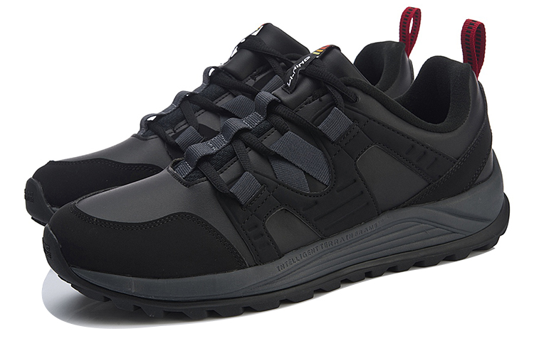 Lookbook Li-Ning Boom ''Klassieke Zwarte Hardloopschoenen'' AGCN119-1
