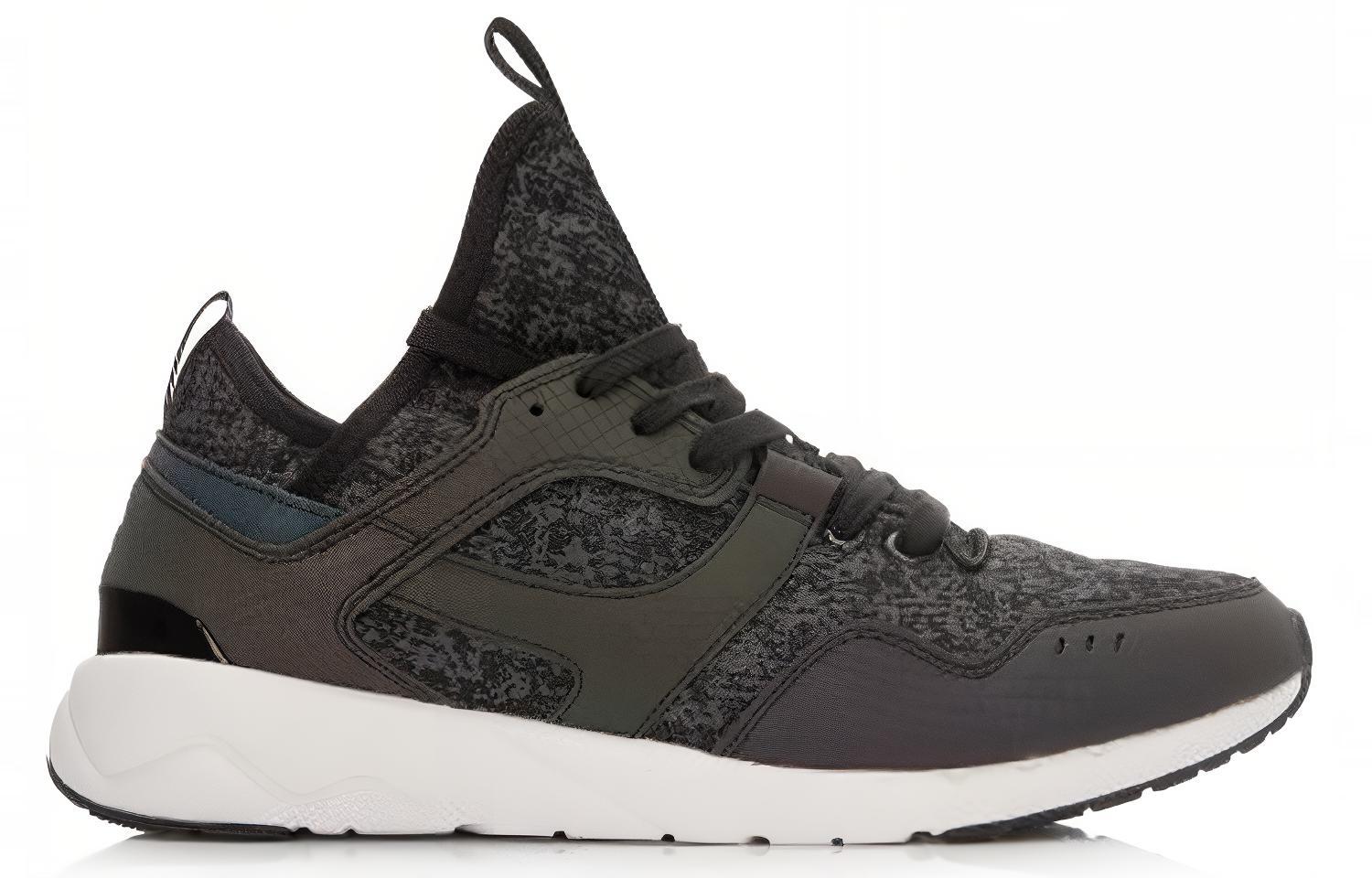 Order Li-Ning Brilliance 96 Mid 'Hitam Putih' ARCL031-1