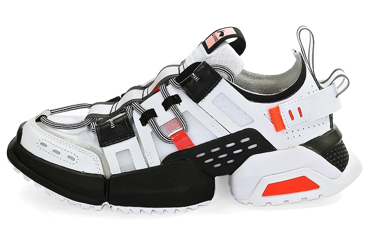 Buy Li-Ning Casual Running Low ''Wit Zwart'' AGLQ065-1