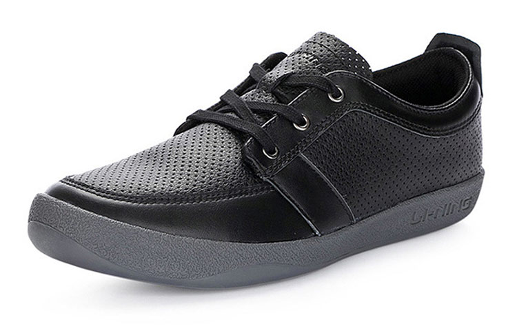 Lookbook LiNing李寧 舒適透氣 耐磨休閒板鞋 純黑