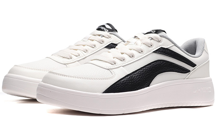 Lookbook Li-Ning Sepatu Kasual Rendah 'Hitam Putih' AGCP335-4