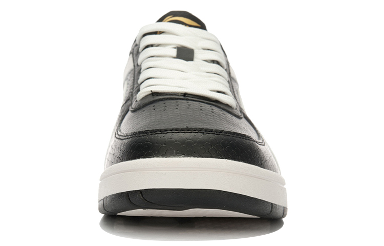 Shop Li-Ning Casual Sports Sneakers 'Black and White' ALCL041-2