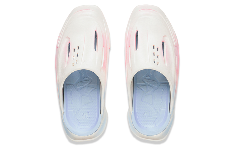 Lookbook 李寧 CF 追跡山脈 「マシュマロ」 AGLT199-1