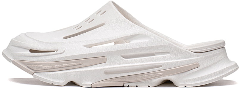 Li-Ning CF XingShan Selipar 'Putih Awan' AGLT077-4 Buy Li-Ning CF XingShan Selipar 'Putih Awan' AGLT077-4