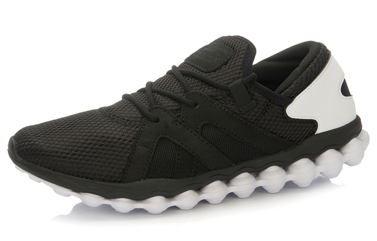 Lookbook Li-Ning Classic Comfort Kasut Lari Low-Top 'Hitam Putih' ACGL079-1