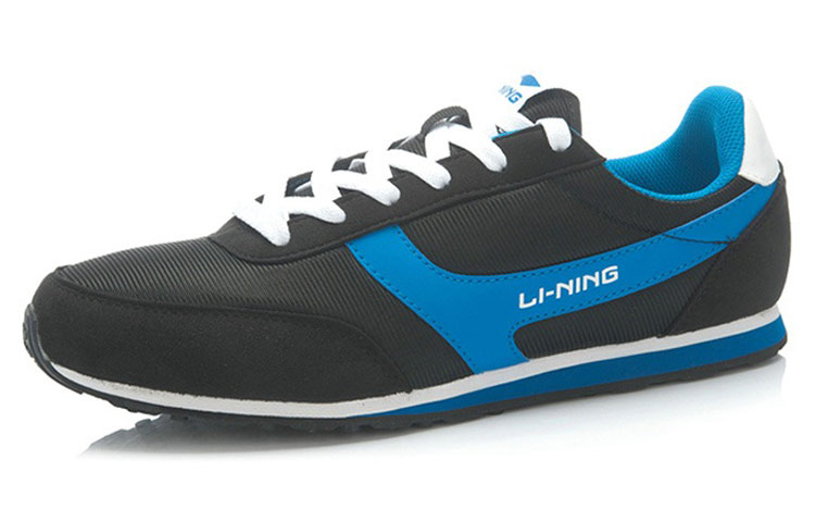 Lookbook Li-Ning Kasut Lari Low-Top Klasik 'Biru Hitam' ALCK021-3