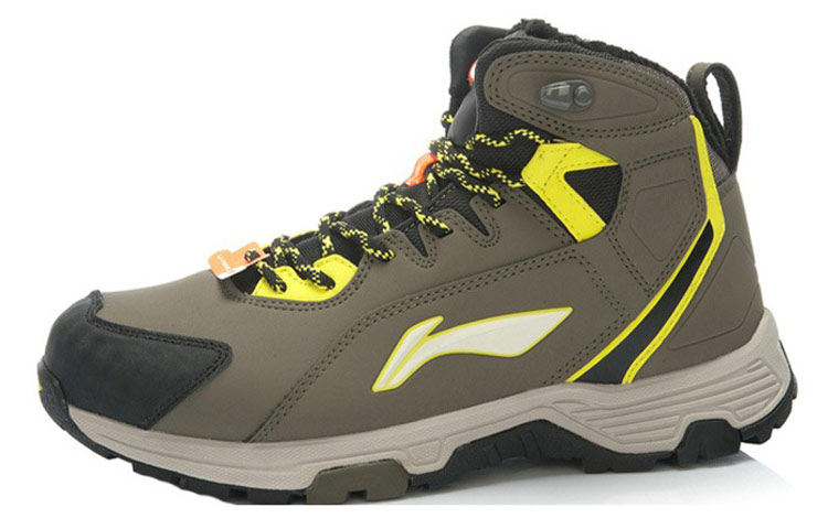 Lookbook 李寧クラシックミッドトップ 茶
(Ri-ningu Kurashikku Middotoppu Cha) AHTJ013-3