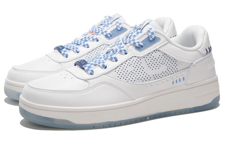 Lookbook 迪士尼 x 李宁 防滑耐磨 低帮 板鞋 新極光藍