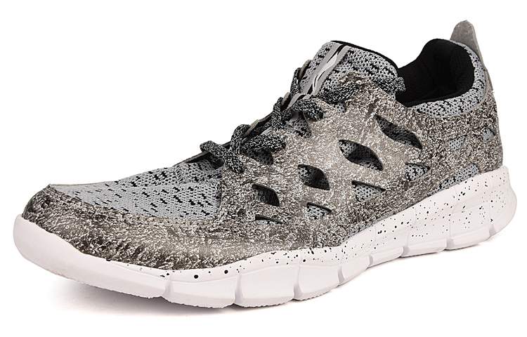 Lookbook Kasut Lari Rendah Li-Ning 'Grey' yang Selesa dan Ringan Bernafas ARBM035-4